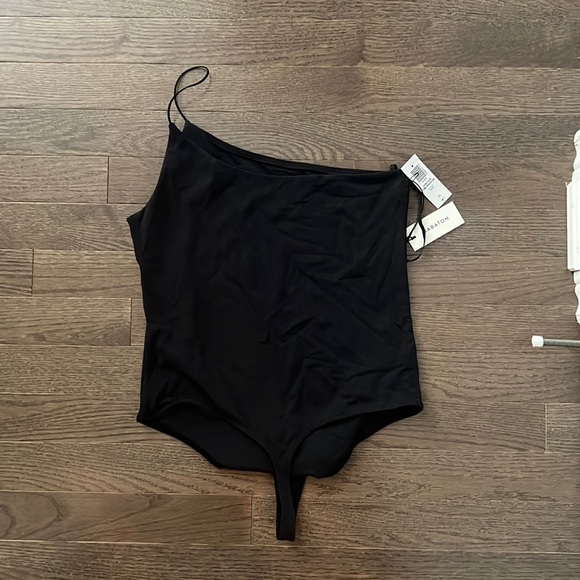 Aritzia Tops - Aritzia Black One-Shoulder Bodysuit